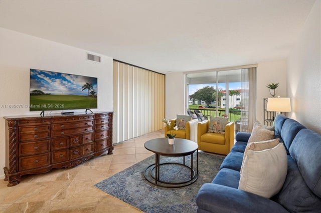 5 of 48 - 411 S Hollybrook Dr 204, Pembroke Pines, FL