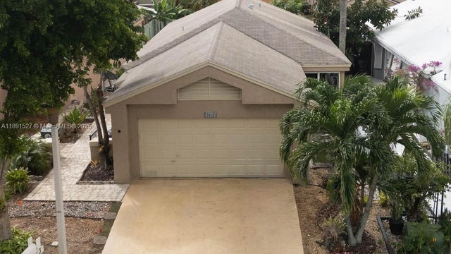 1 of 27 - 3460 Nw 21st St, Coconut Creek, FL