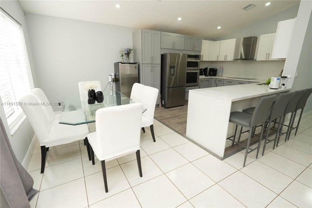 5 of 27 - 3460 Nw 21st St, Coconut Creek, FL