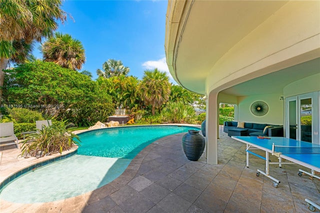 5 of 41 - 1809 Coral Gardens Dr, Wilton Manors, FL