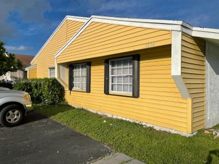 Photo of Listing #A11899759