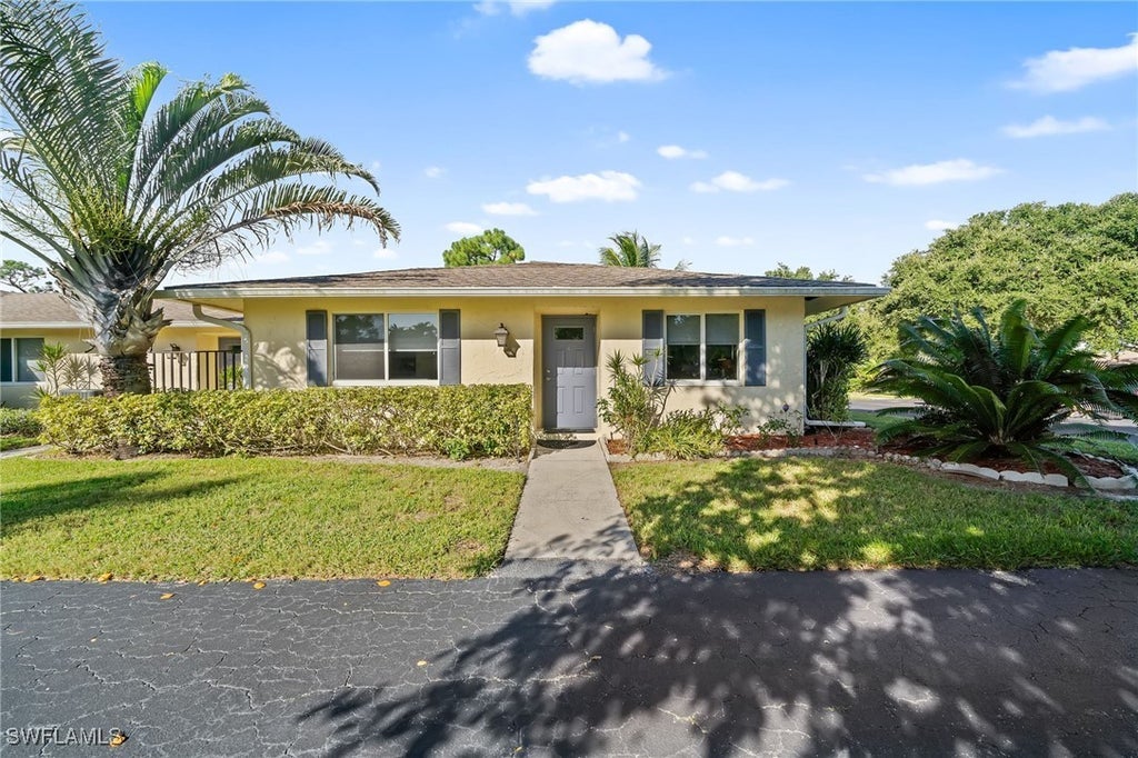 50 Glades Blvd 1, Naples