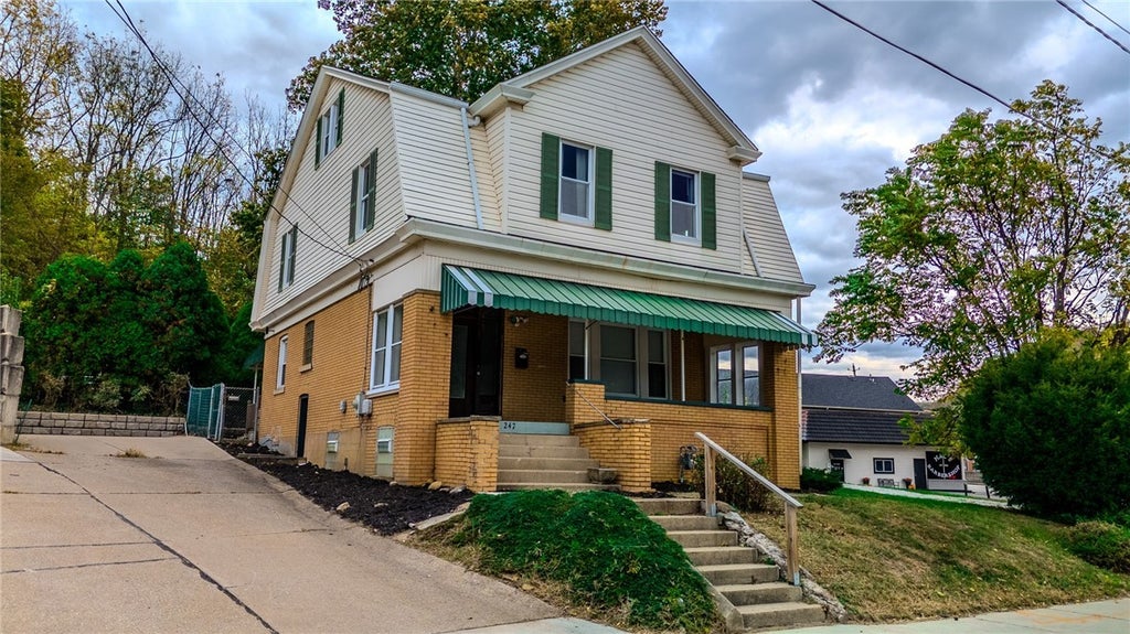 247 College Street, Canonsburg