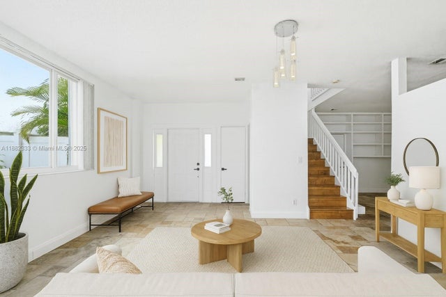 3 of 29 - 3625 Murano Dr, Hollywood, FL