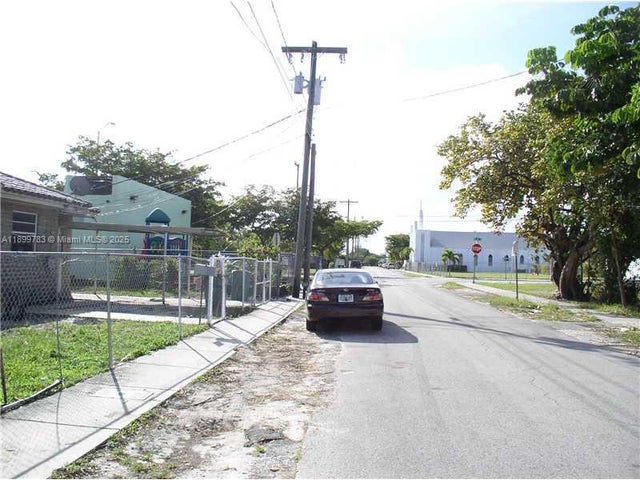 4 of 4 - N/A, Miami, FL