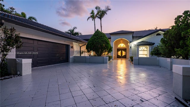 1 of 31 - 1361 Nw 116th Ave, Plantation, FL