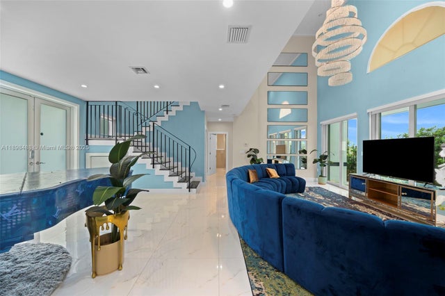 4 of 42 - 1930 Sw 12th Ave, Miami, FL