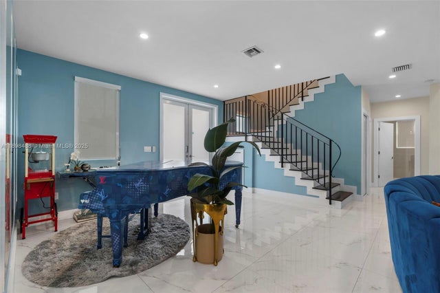 5 of 42 - 1930 Sw 12th Ave, Miami, FL