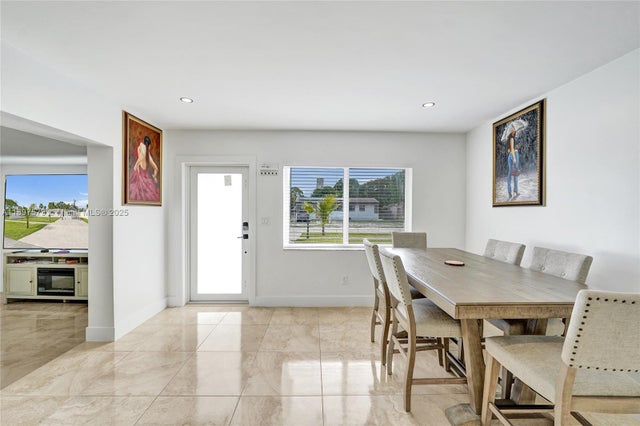 2 of 67 - 631 Arizona Ave, Fort Lauderdale, FL