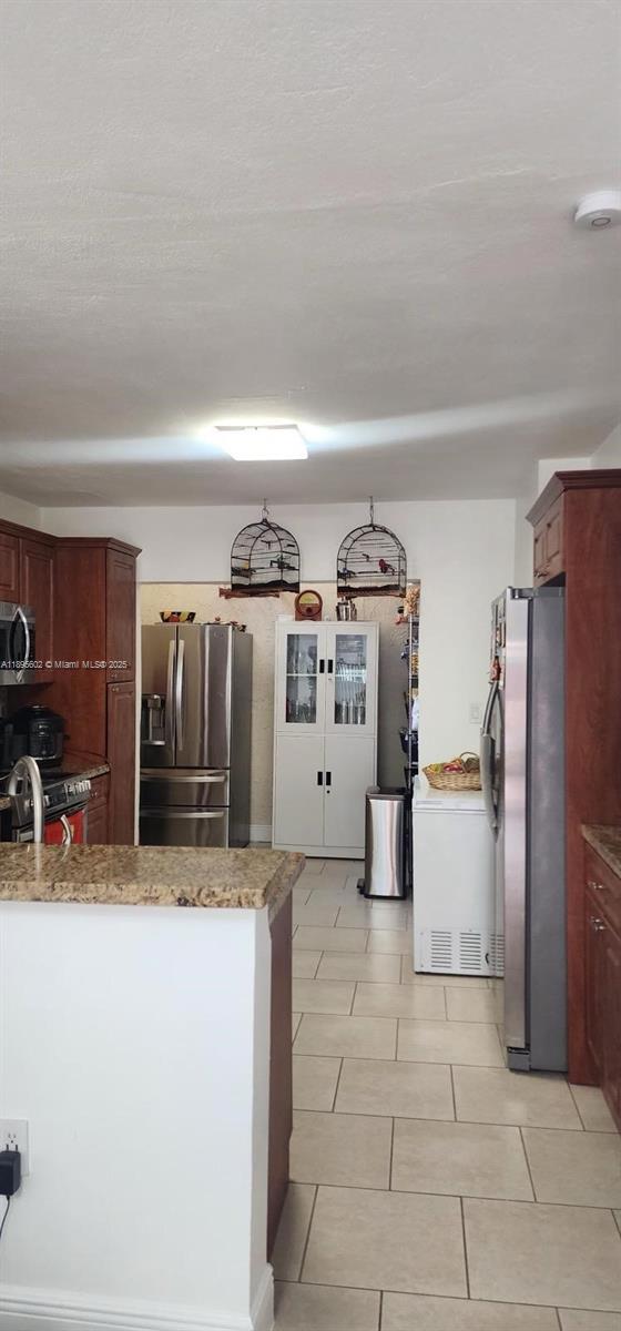 4 of 10 - 13208 Sw 10th Ln, Miami, FL