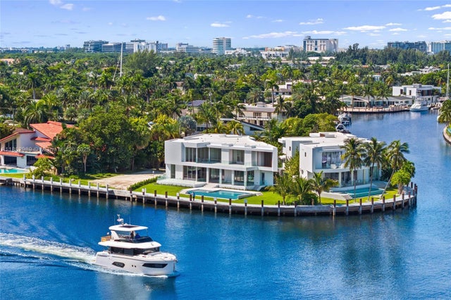1 of 18 - 503 Palm Dr, Hallandale Beach, FL