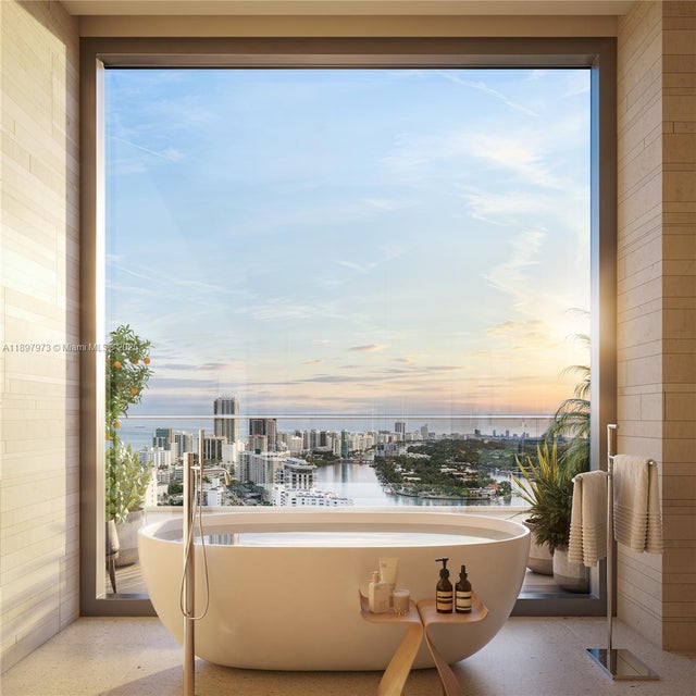 5 of 15 - 600 72nd St 1402, Miami Beach, FL