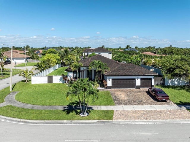 12865 Sw 224th St, Miami