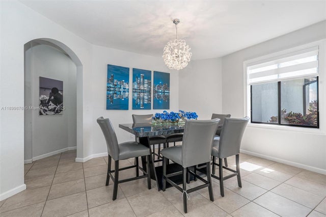 4 of 50 - 12865 Sw 224th St, Miami, FL