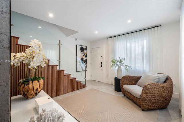 4 of 48 - 2752 Sw 11th St, Miami, FL