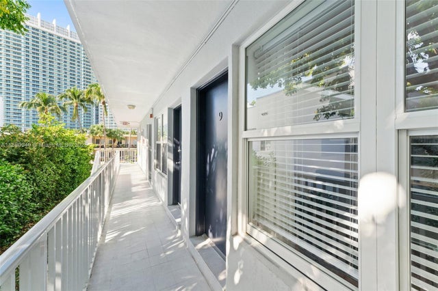 3 of 34 - 1515 West Ave 9, Miami Beach, FL