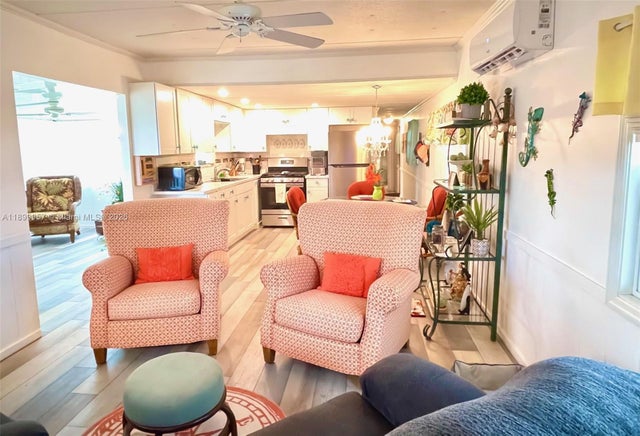 5 of 20 - 220 Derwent Blvd, Fort Myers, FL