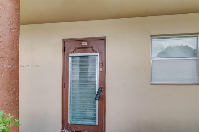 3 of 36 - 9001 Sunrise Lakes Blvd 109, Sunrise, FL