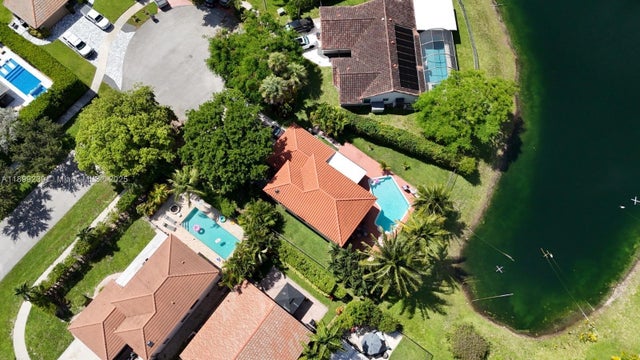 2 of 46 - 542 Nw 39th Ter, Deerfield Beach, FL