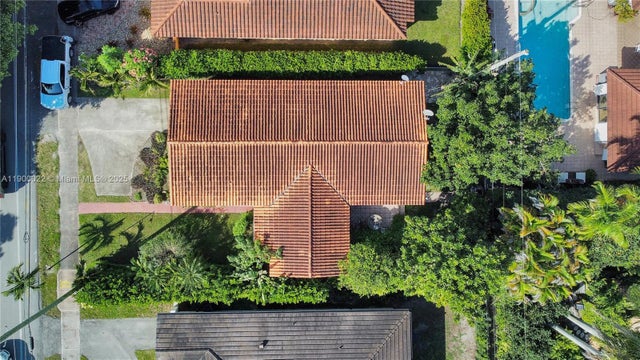 5 of 33 - 2711 Red Rd, Coral Gables, FL