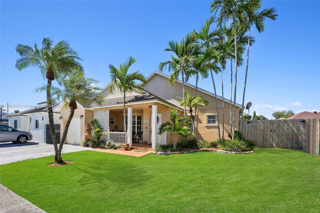 2 of 34 - 15846 Sw 143rd Ct, Miami, FL