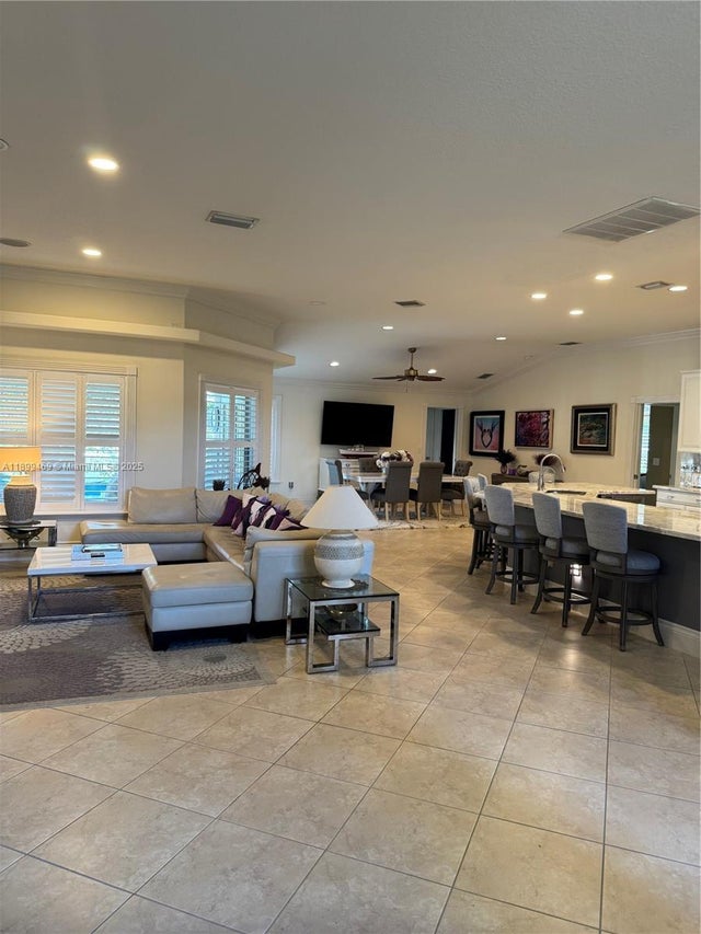 4 of 38 - 5220 Rosewood Ln, Vero Beach, FL