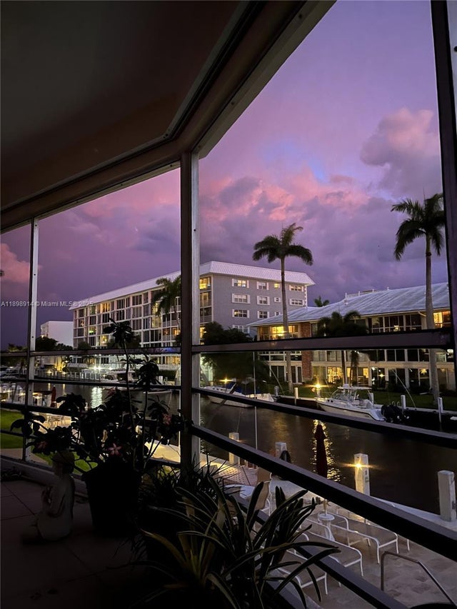 3 of 39 - 3050 Ne 48th St 205, Fort Lauderdale, FL