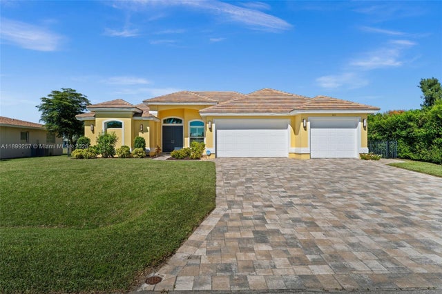 2 of 50 - 211 Se 37th Lane, Cape Coral, FL