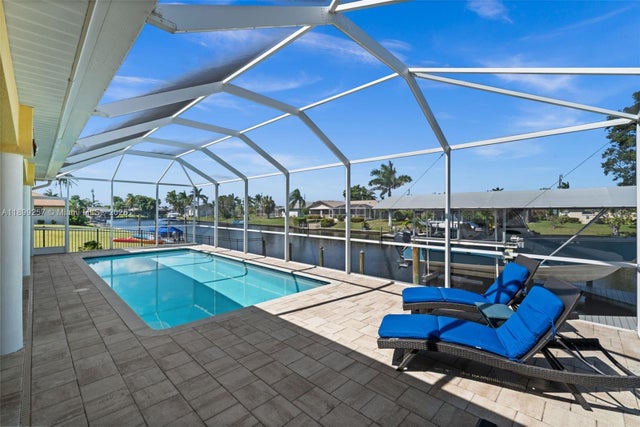 4 of 50 - 211 Se 37th Lane, Cape Coral, FL