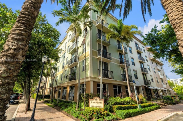 1 of 40 - 1900 Van Buren St 206b, Hollywood, FL