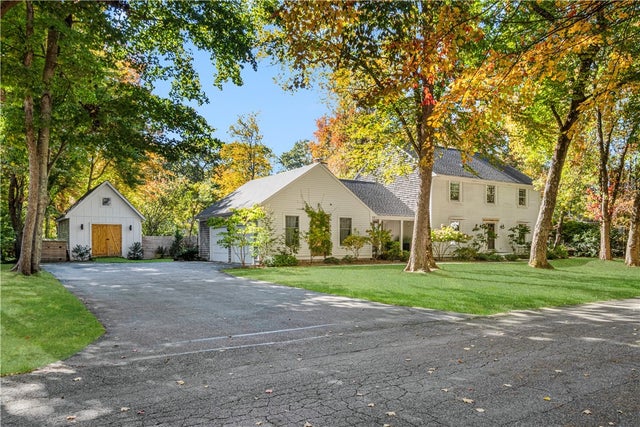 5 Boxwood Ct, Barrington