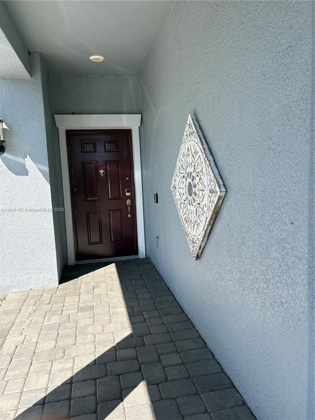 3 of 57 - 3074 White Horse Ct, Kissimmee, FL