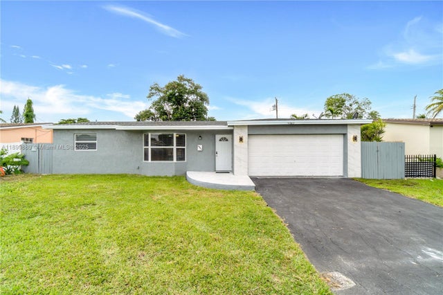 1 of 56 - 3961 Nw 34th Ave, Lauderdale Lakes, FL