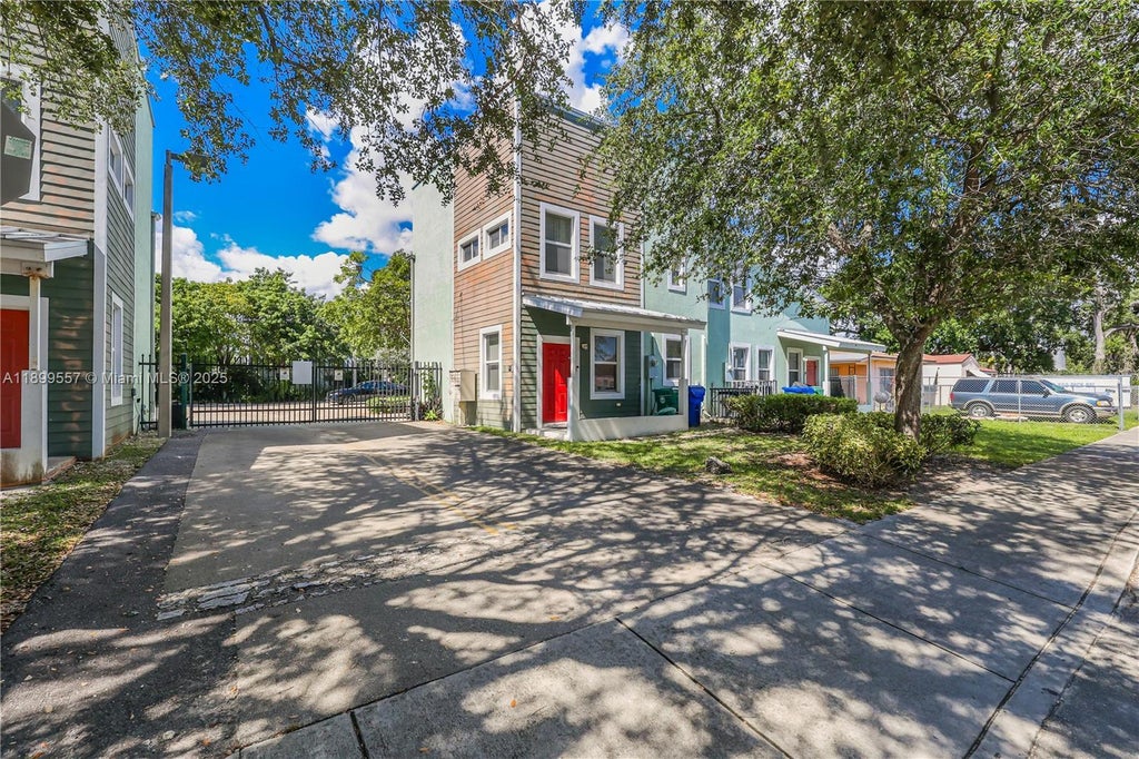 6960 Nw 4th Ave 3, Miami