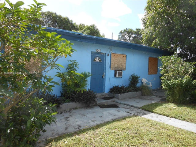 1 of 4 - N/A, Riviera Beach, FL