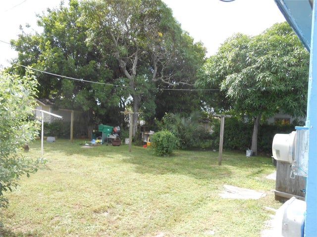 4 of 4 - N/A, Riviera Beach, FL