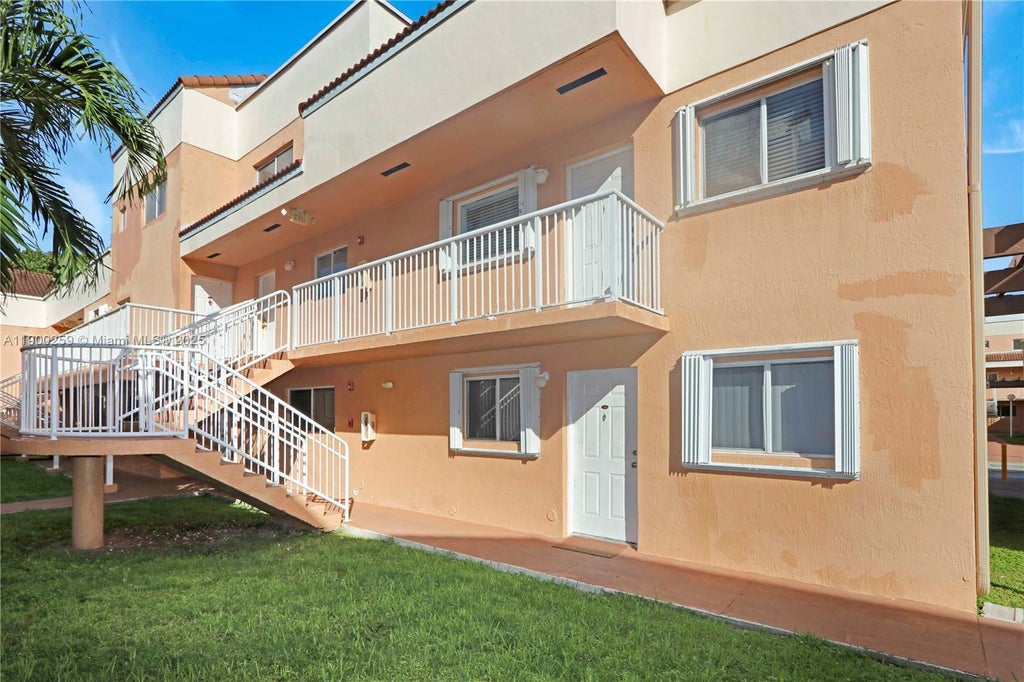 14901 Sw 80th St 211, Miami