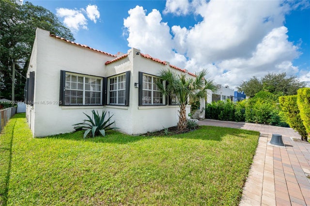 3 of 24 - 1844 Nw 47th St, Miami, FL