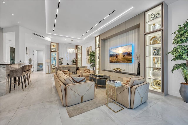 3 of 51 - 1594 Shoreline Way, Hollywood, FL
