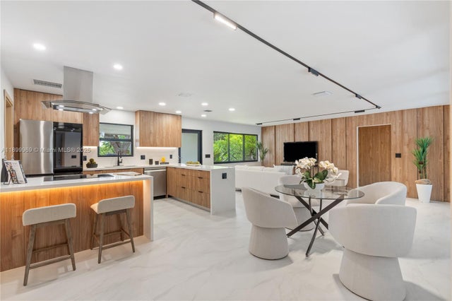1 of 24 - 2020 Ne 54th, Fort Lauderdale, FL