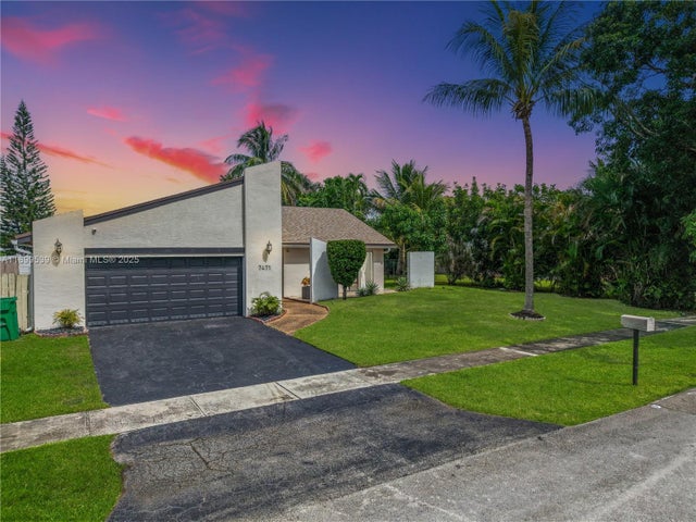 1 of 39 - 7471 Nw 35th St, Lauderhill, FL