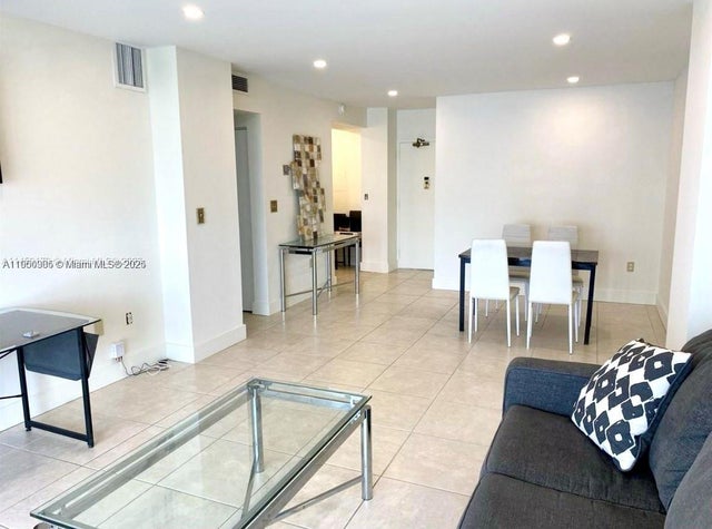 5 of 16 - 1965 S Ocean Dr 5b, Hallandale Beach, FL