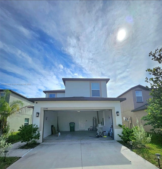 4 of 27 - 6346 Black Forty Loop, Zephyrhills, FL