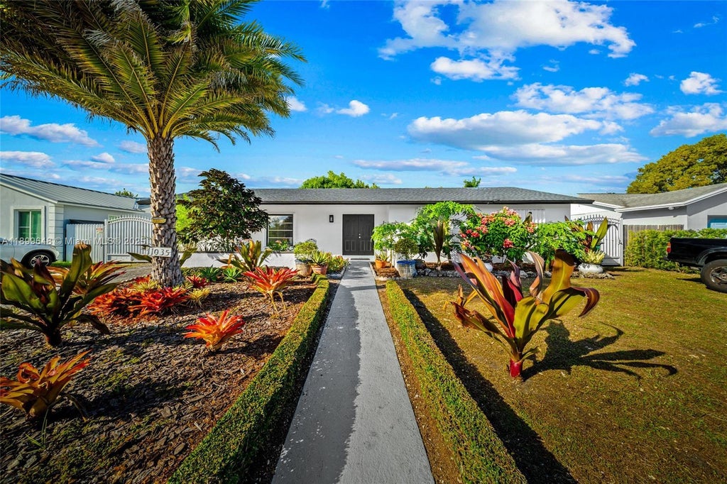 11035 Sw 155th Ter, Miami