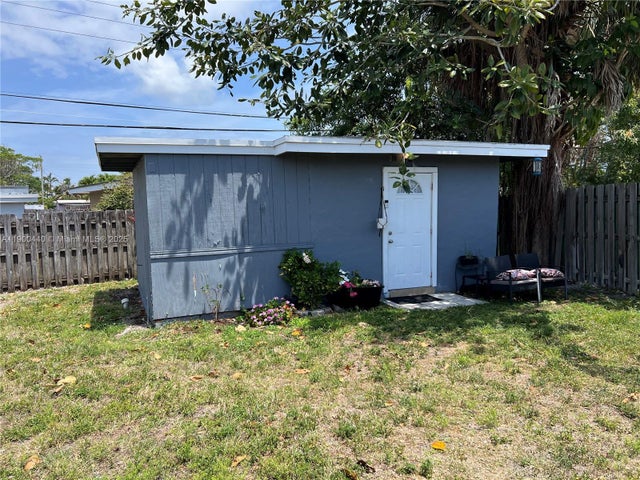 4 of 20 - 1885 Ne 53rd St, Pompano Beach, FL