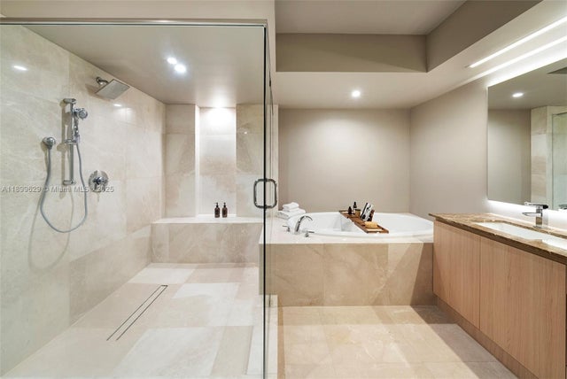 5 of 38 - 1830 S Ocean Dr 1810, Hallandale Beach, FL