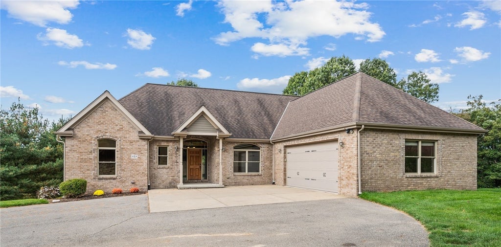 123 Meadowvue Drive, Marshall