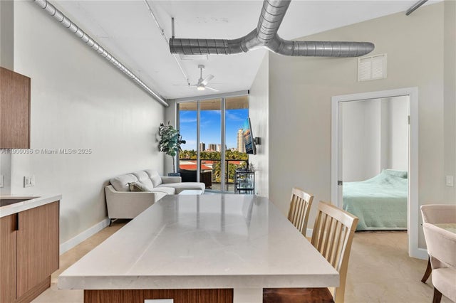 5 of 60 - 3029 Ne 188th St 503, Aventura, FL