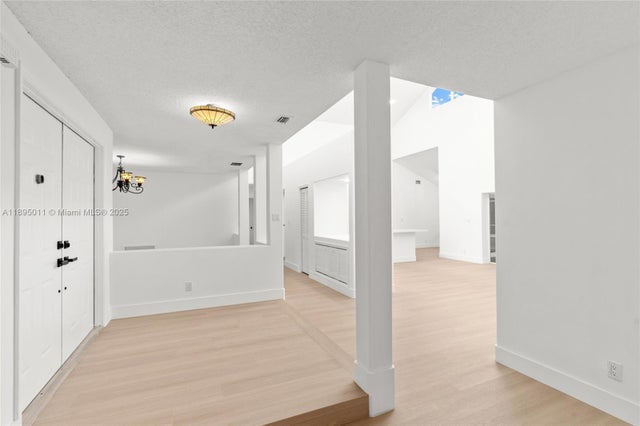 4 of 60 - 20211 Nw 10th St, Pembroke Pines, FL