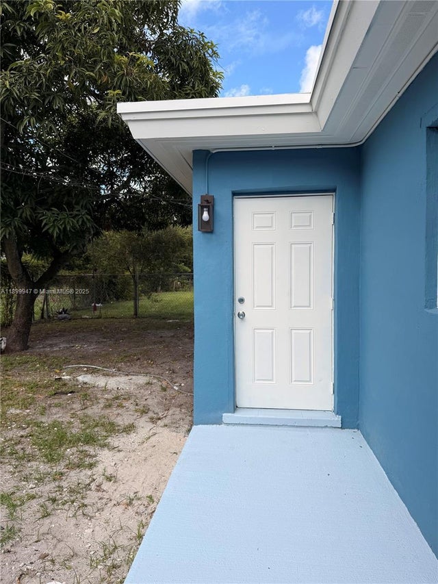 5 of 43 - 809 Nw 12th Ave, Fort Lauderdale, FL